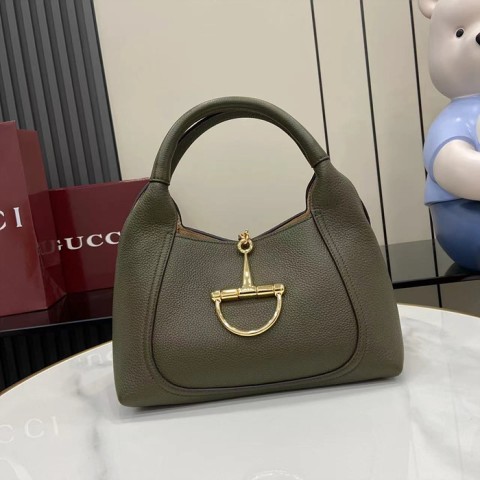 소프트빗 미디엄 탑핸들백 837467 (상품준비중)