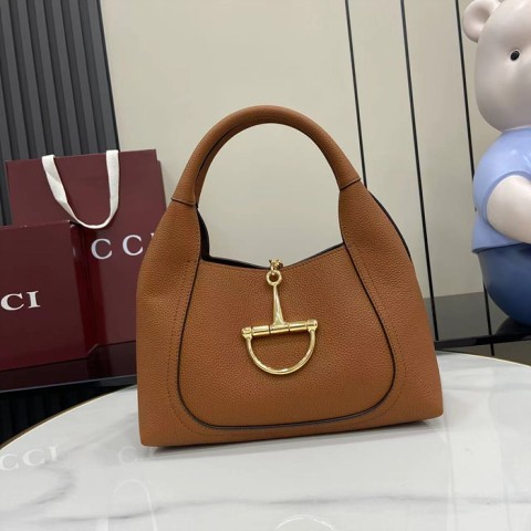 소프트빗 미디엄 탑핸들백 837467 (상품준비중)