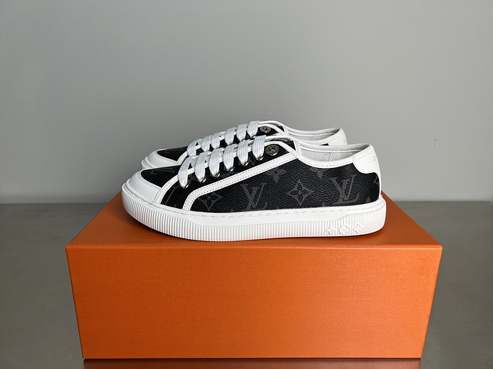 lv 라군 스니커즈