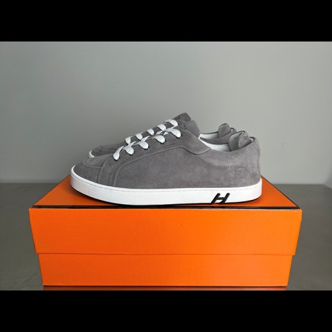 herm*s 키드 스니커즈