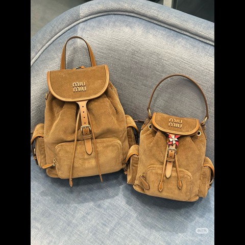 miu mi* 엠보싱로고 코듀로이 및 가죽 백팩 미디움, 라지 [정품급]
