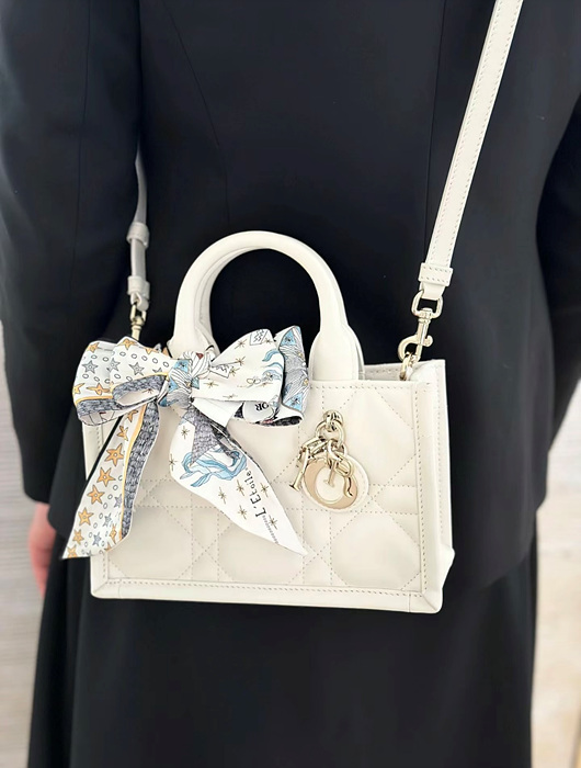 까나쥬 퀼팅 북토트백 미니 (숄더 스트랩 ver.) 정품급