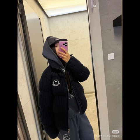 moncl*r 하이넥 오버사이즈 다운 재킷 (공용)