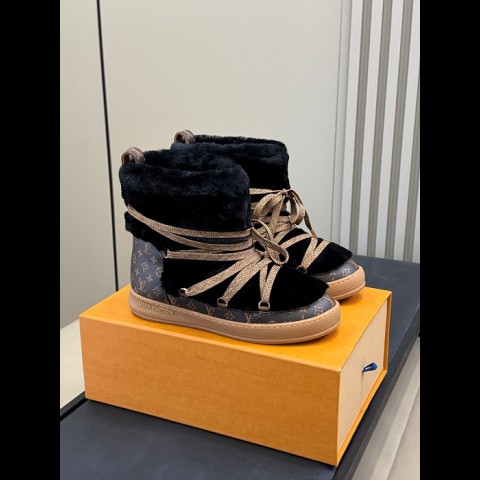 클라우드 레이스업 앵클 부츠